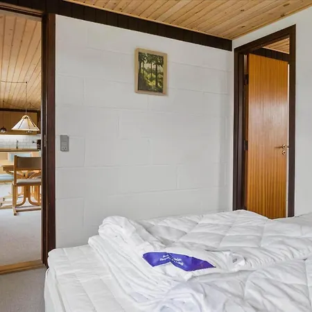 30486-odder-kirkeager-5 Odder