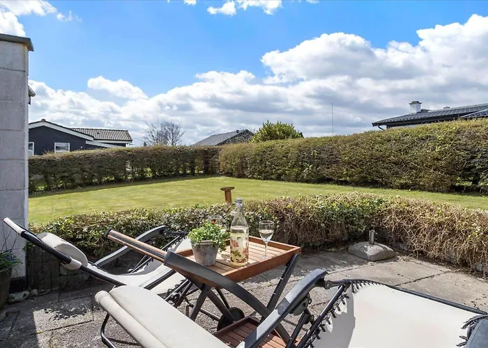 30486-odder-kirkeager-5 בית נופש *